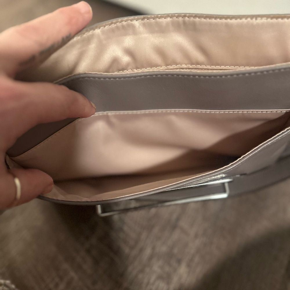 Vintage Coach Taylor Leather Crossbody Bag - Picture 4 of 9